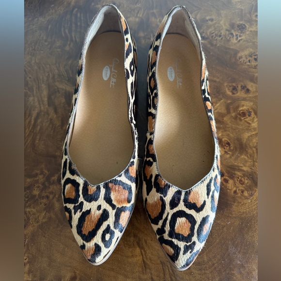 Leopard Flats - Picture 2 of 4